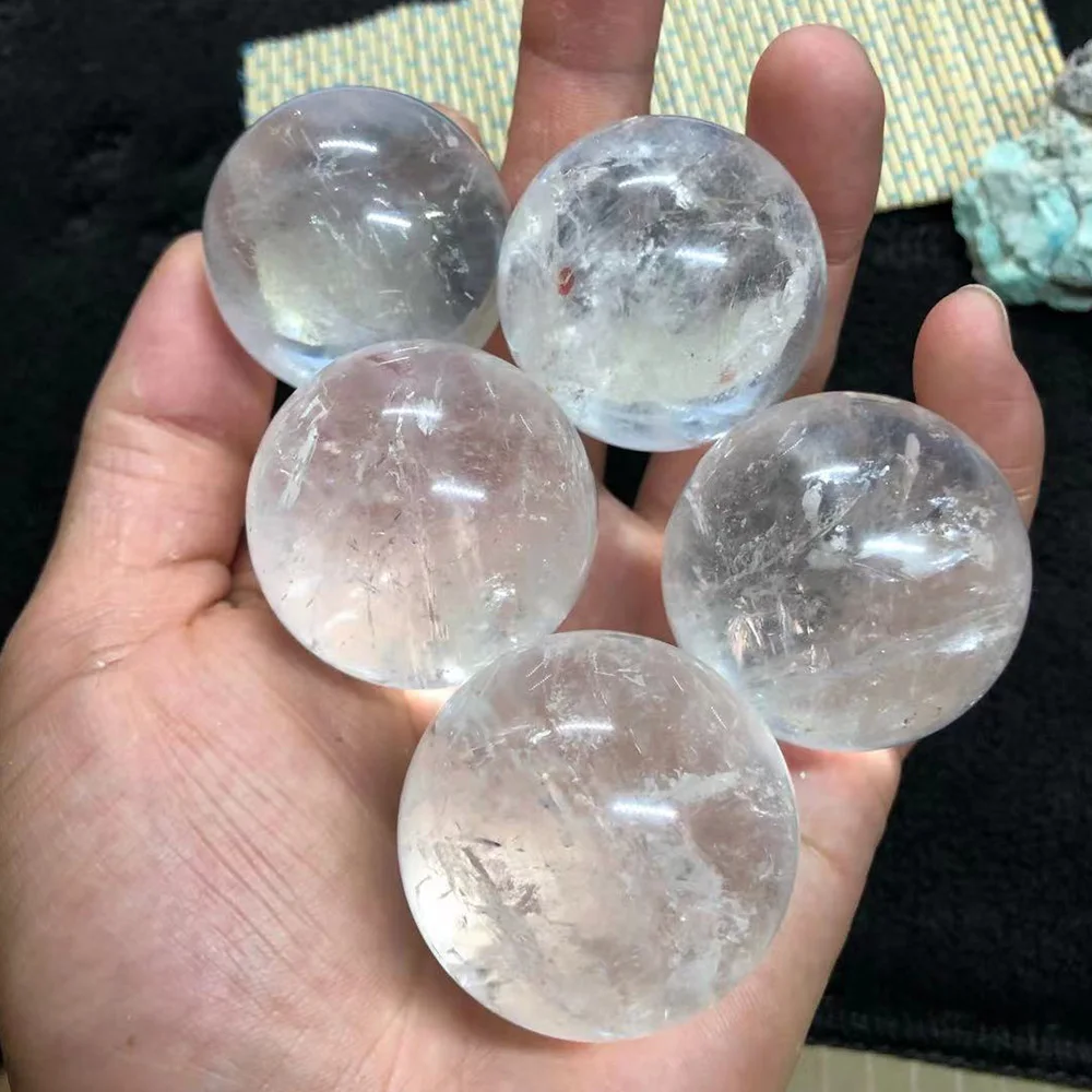 Натуральный кристальный шар из прозрачного белого кварца, отполированный коллекционный образец для лечения и фэншуй декора дома.