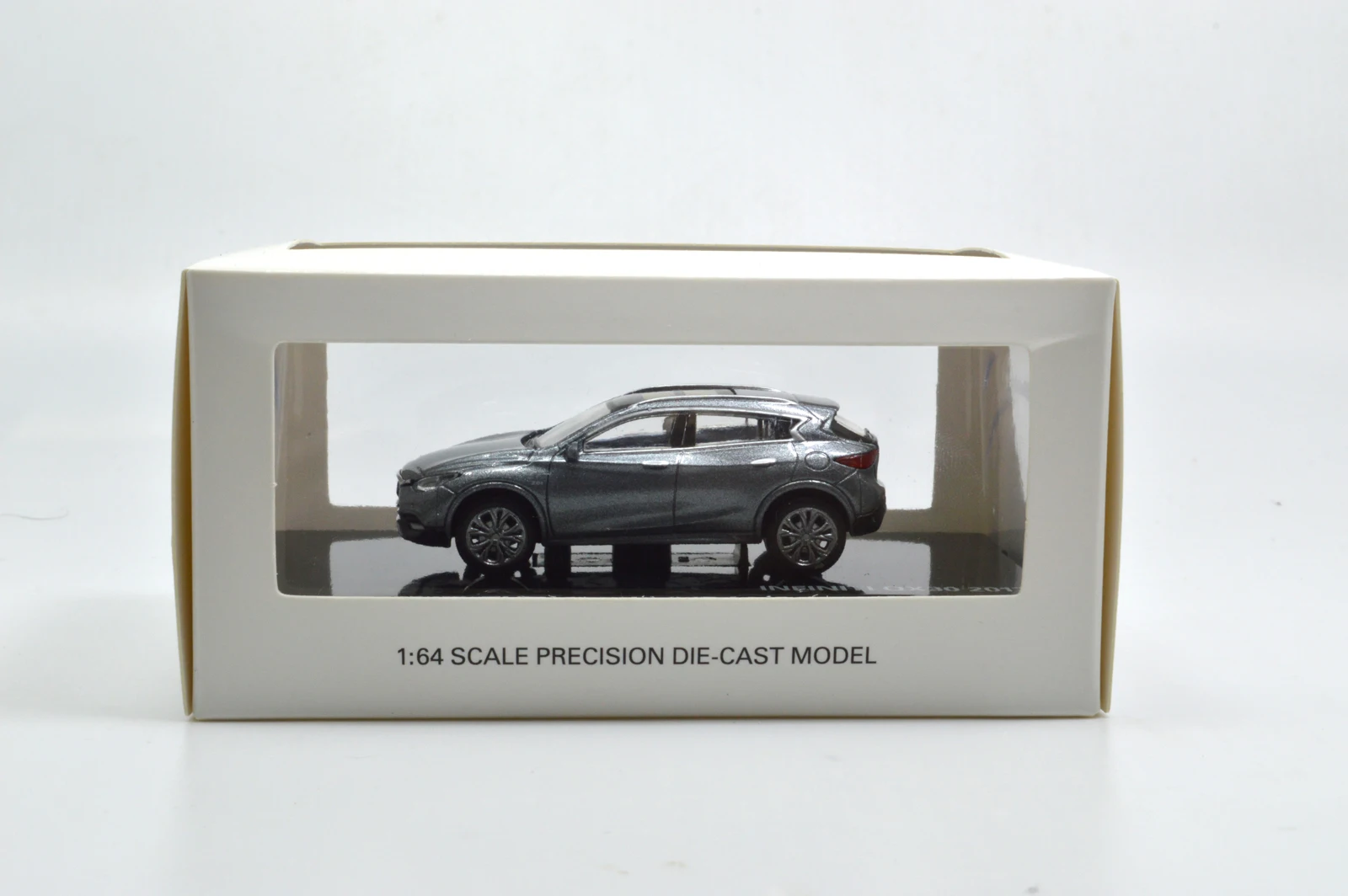Модель Paudi 1/64 1: 64 масштаб Infiniti QX30 серый литье под давлением Модель автомобиля игрушки подарки для мальчиков и девочек