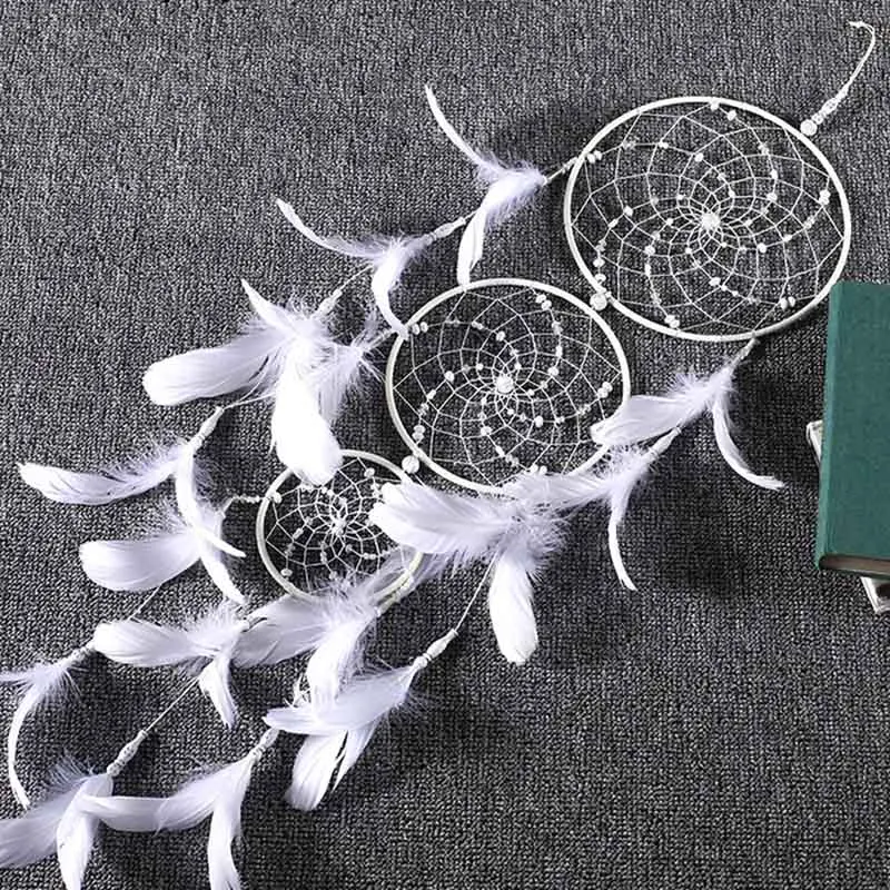 Негабаритные белые трехкольцевые фотообои свадебные принадлежности