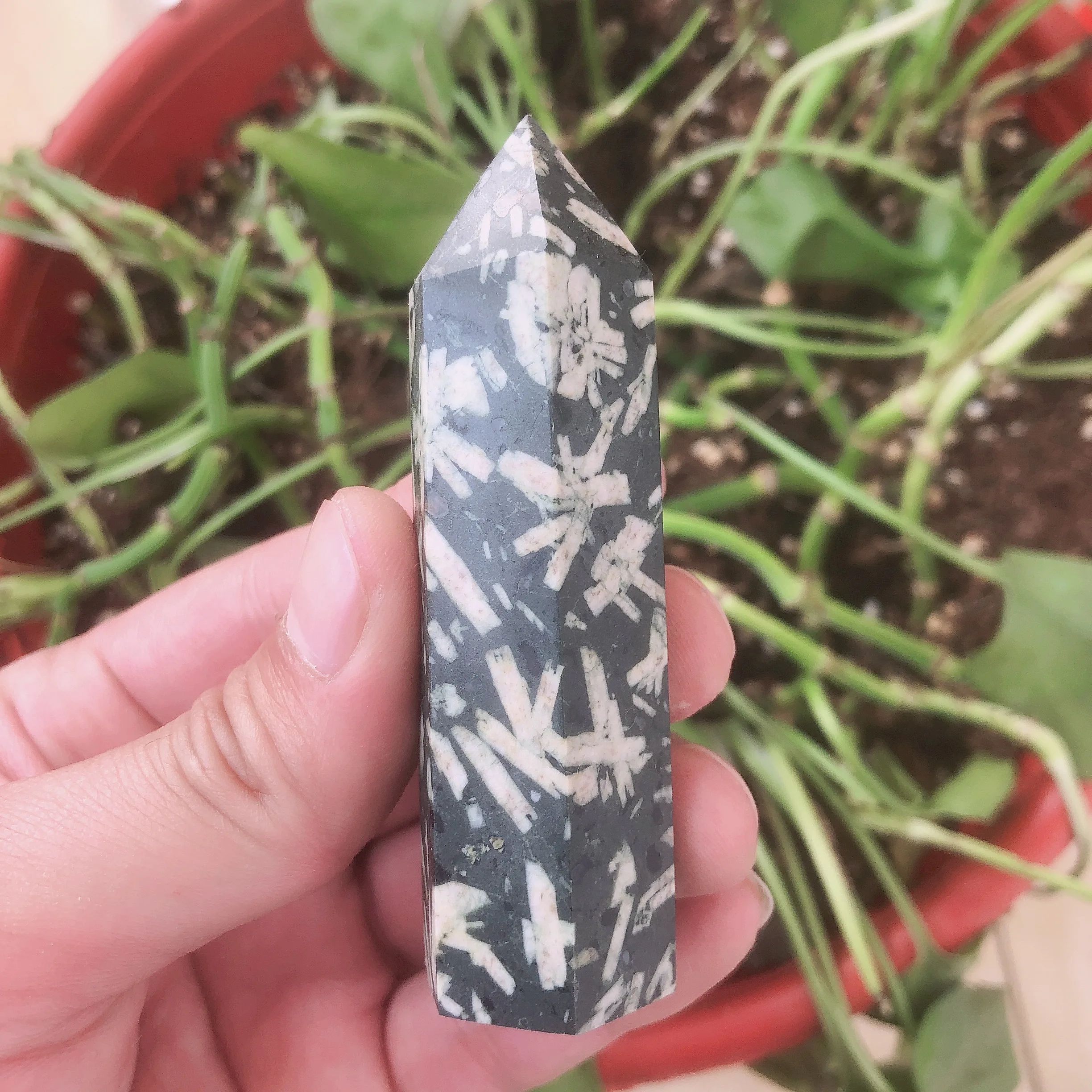 

1pc Natural Crystal Quartz Bamboo Stone Tower Point Energy Reiki Stone Room Home Office Aquarium Decoration Accessories Gemstone