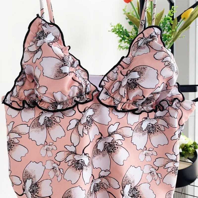 

New Floral One-piece Swimsuit Printed Ruffled Bikini European American One-piece Swimwear for Women Ladies Beach Wear