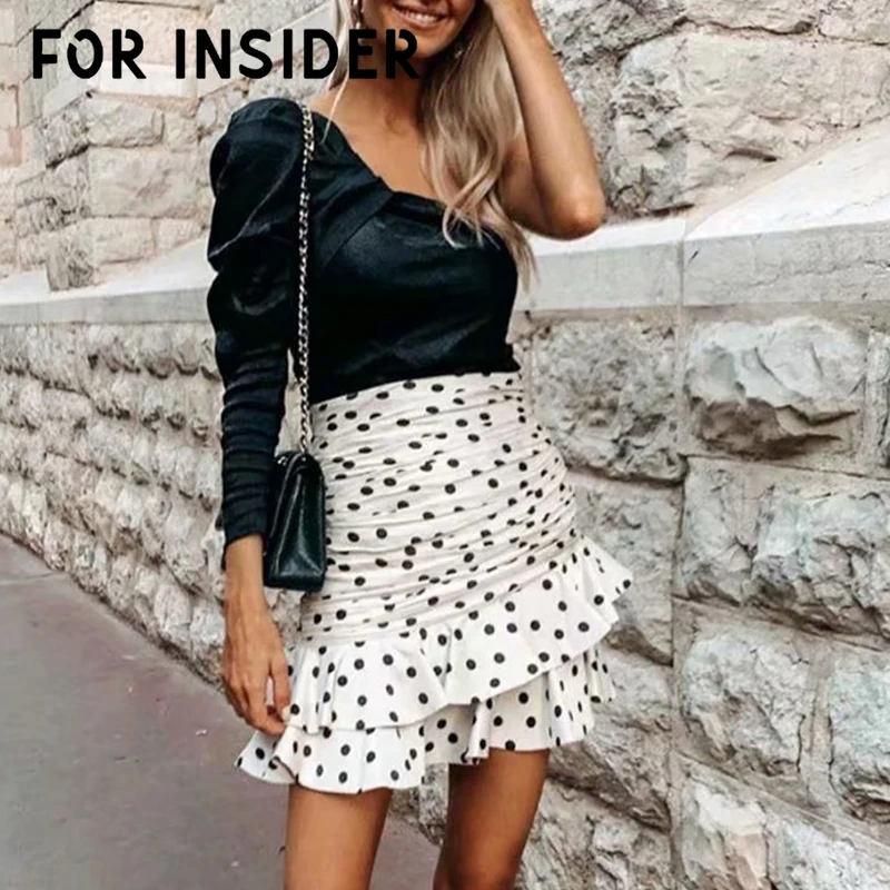 Плиссированная винтажная белая юбка в горошек с высокой талией и оборками сезон