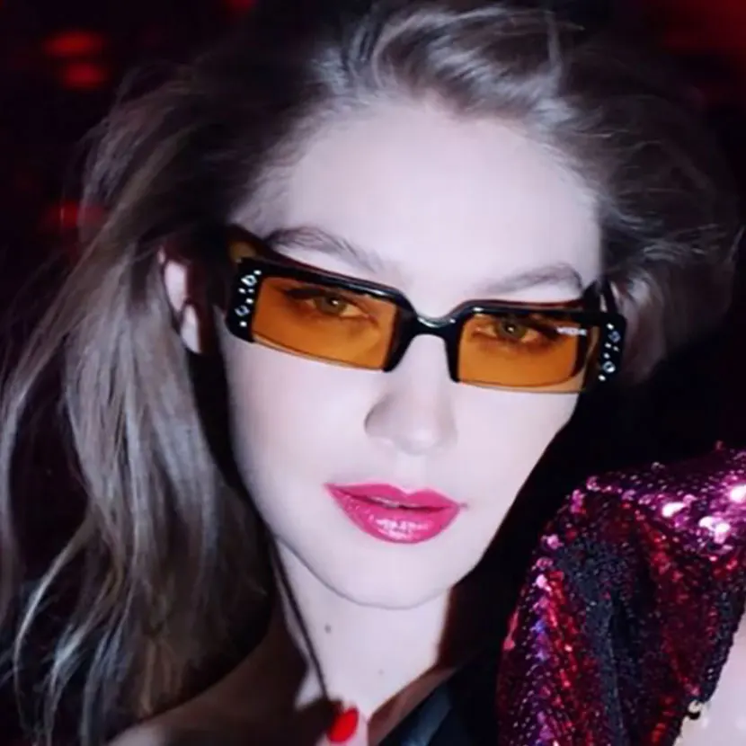 

2021 Hot New Square Piece Sunglasses Fashion Trends Street Female Metal Frame Eyeprotect Keep Out Sunshine Wholesale