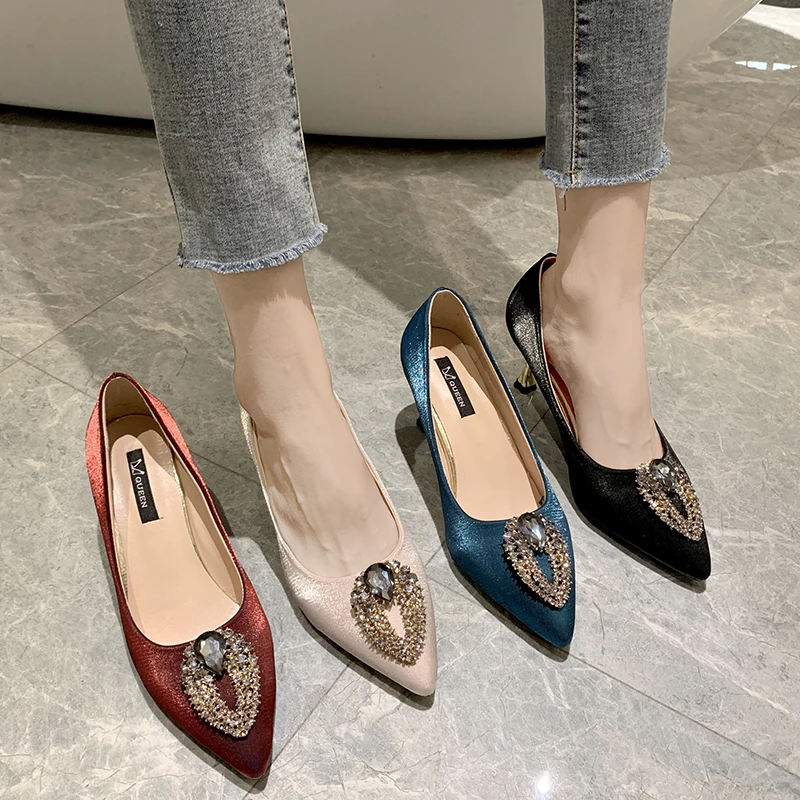 Весенняя женская обувь повседневная на высоком каблуке удобные балетки с острым