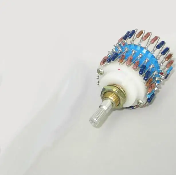 

2020 Assembled Dale 23 Step Attenuator Two-channel Volume Potentiometer 500K / 200K / 100K / 50K / 10K -Optional