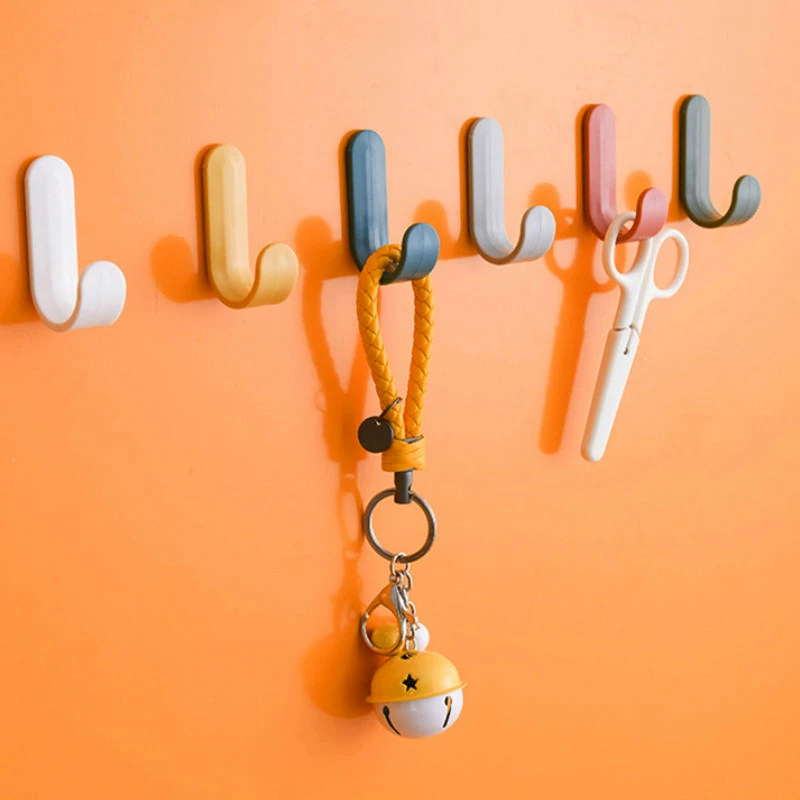 

4PCS /1PC Towel Hook Plastic Door Hanger Self Adhesive Wall Hanger Hat Racks Key Hanger Wall Organizer Home Decor Key Holder