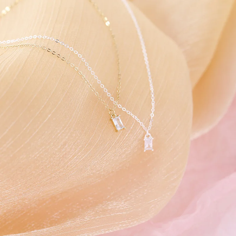 

925 Sterling Silver Chain Necklace Exquisite Micro Zircon Square Pendant Clavicle Necklace for Women Simple Fashion Jewelry