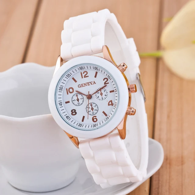 New Fashion Luxury Women's Watch - Silicone Strap 3