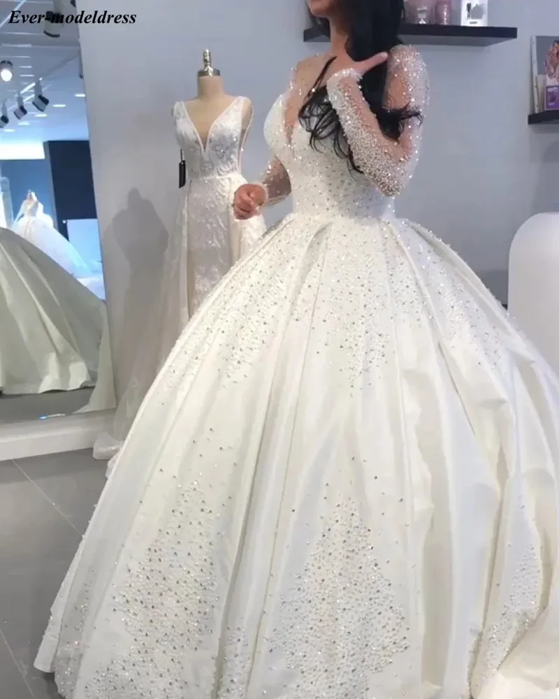 Luxury Saudi Arabia Wedding Dresses Long Sleeves Beaded Crystal Sheer O-Neck Ball Gown Bride Dress Bridal Gowns Vestido de noiva
