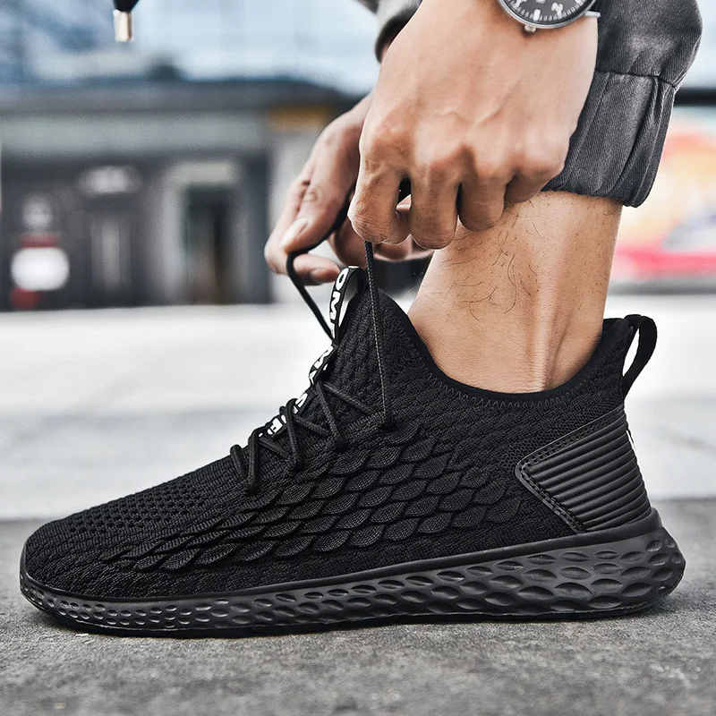 

2021 Summer New Men Casual Sneakers Fashion Lightweight Mesh Sport Shoes Non-slip Sport Athletic Training Sneakers Big Size