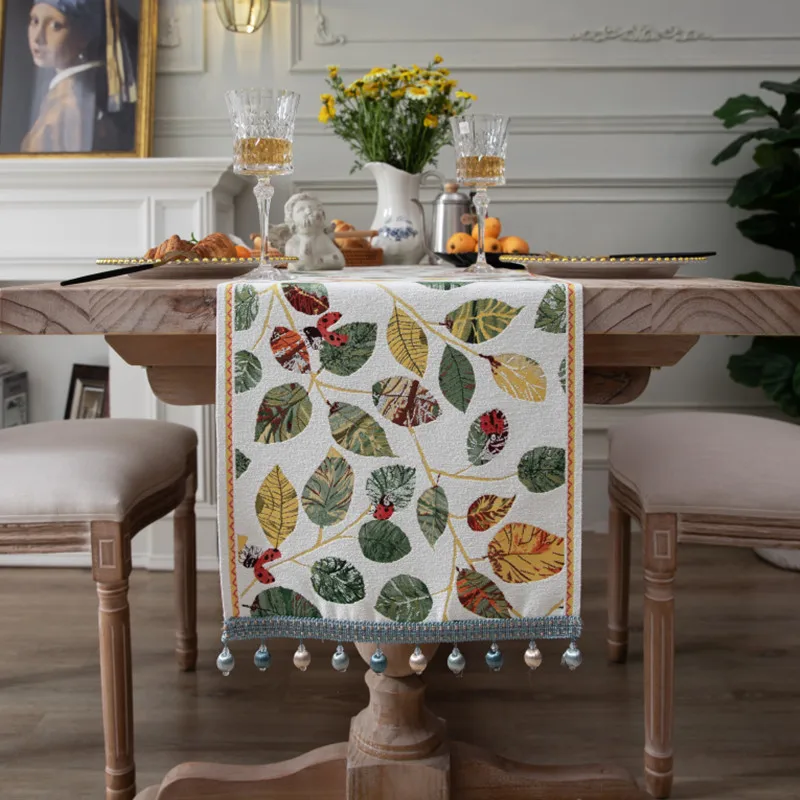 

American Pastoral Chenille Jacquard Embroidery Green Leave Plant Table Runner With Tassel Home Decor