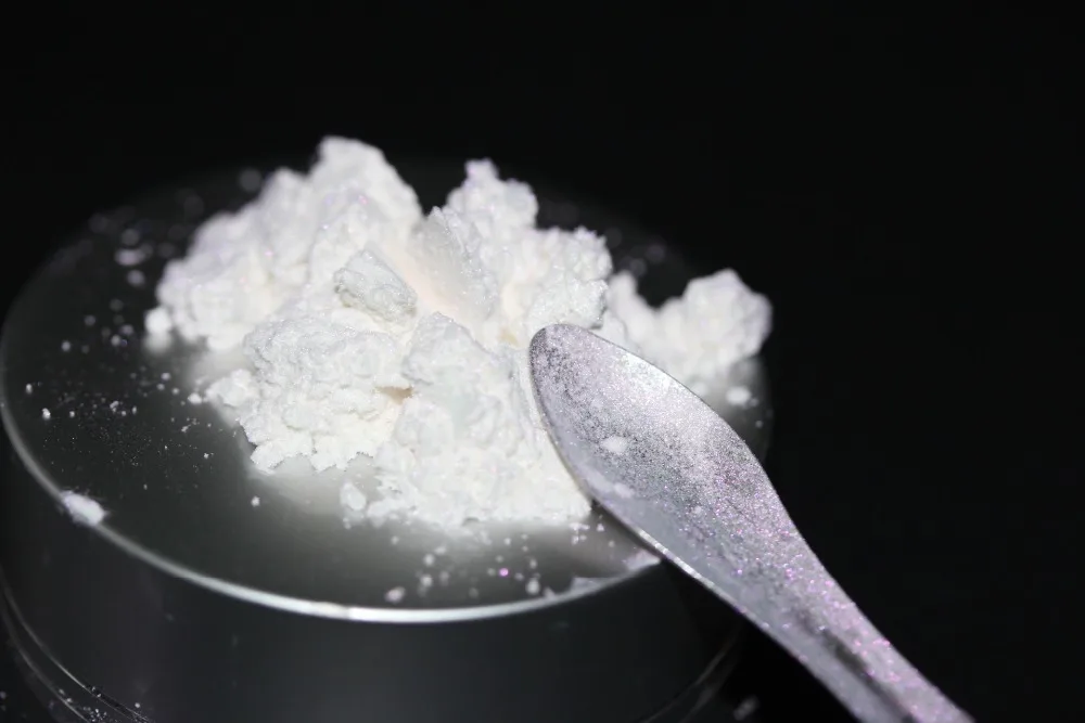 Набор тушей с хайлайтер белого цвета и слоновой кости блестящие розовым алмазом