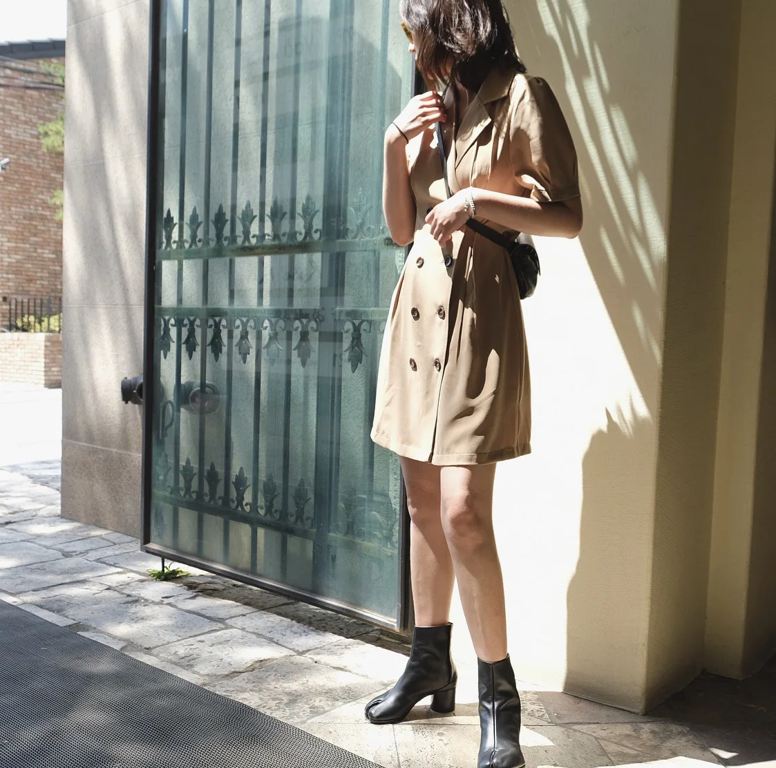 

Summer New Korean Version Fashionable Retro Temperament V-Neck Suit Skirt With Slim Waist