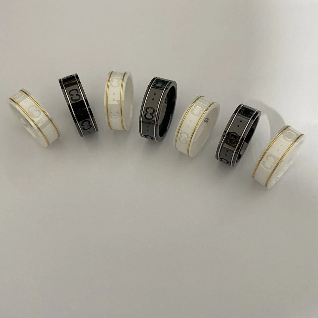 

New fashion black and white ring, original micro label, female. accessories. gift