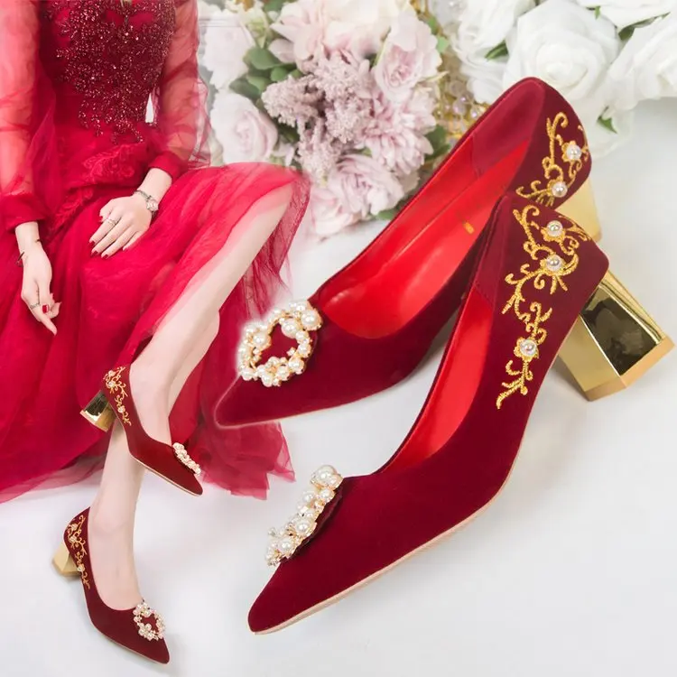 

Туфли женские свадебные с вышивкой, заостренный носок, высокий каблук, перламутровая вышивка, вечерние туфли, красные