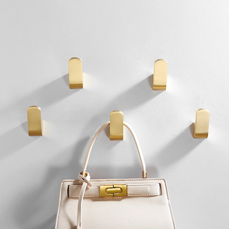 Золотистый односторонний крючок для кисти Твердый латунный пальто задней двери