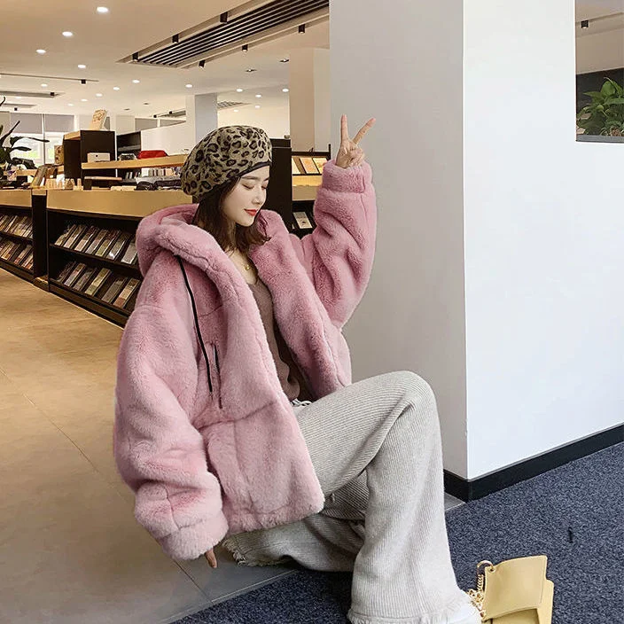 

2021 Autumn And Winter New Imitation Fur Coat Female Rex Rabbit Grass Hooded Plush Coat Warm And Fashionable Kawaii Fashion Best