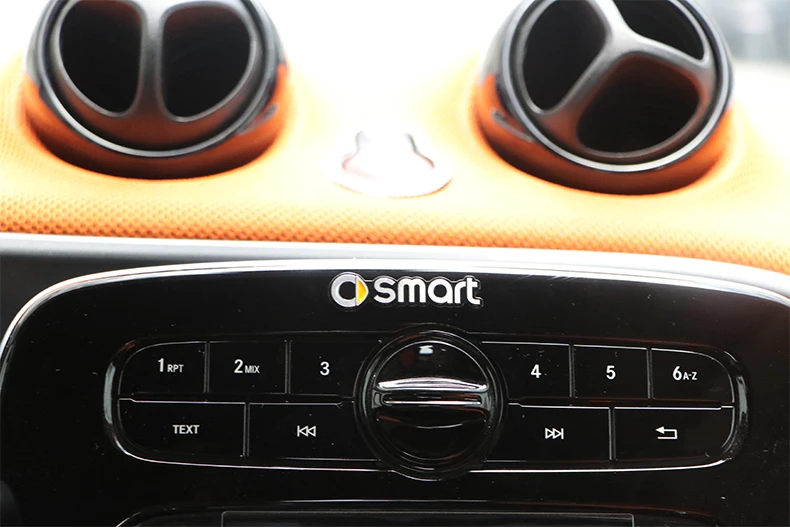 Наклейка на руль для автомобиля, украшение для Mercedes Smart 453 451 450 fortwo forfour, логотип из алюминиевого сплава, украшение