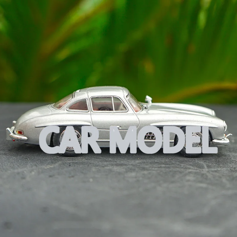 1:43 игрушечные автомобили из сплава 300 SL Coupe старые модель детских игрушечных