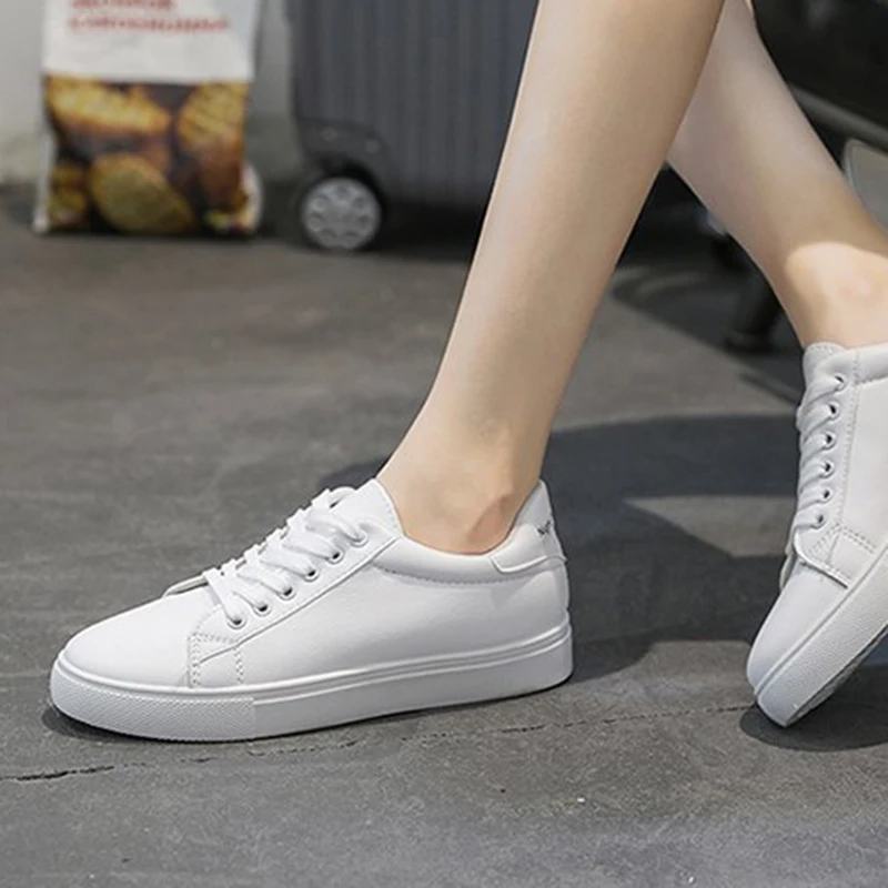 Повседневная обувь Сезон весна Кружевные белые женские туфли на плоской подошве