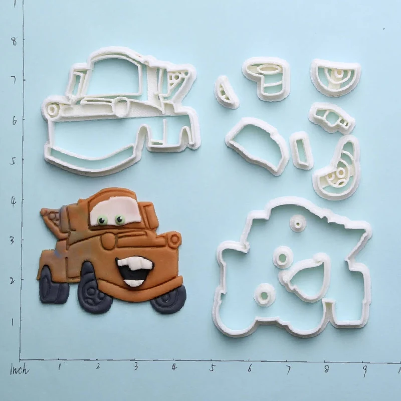 Пластиковые формы для украшения и нарезки печенья в гоночной машине с 3D принтом