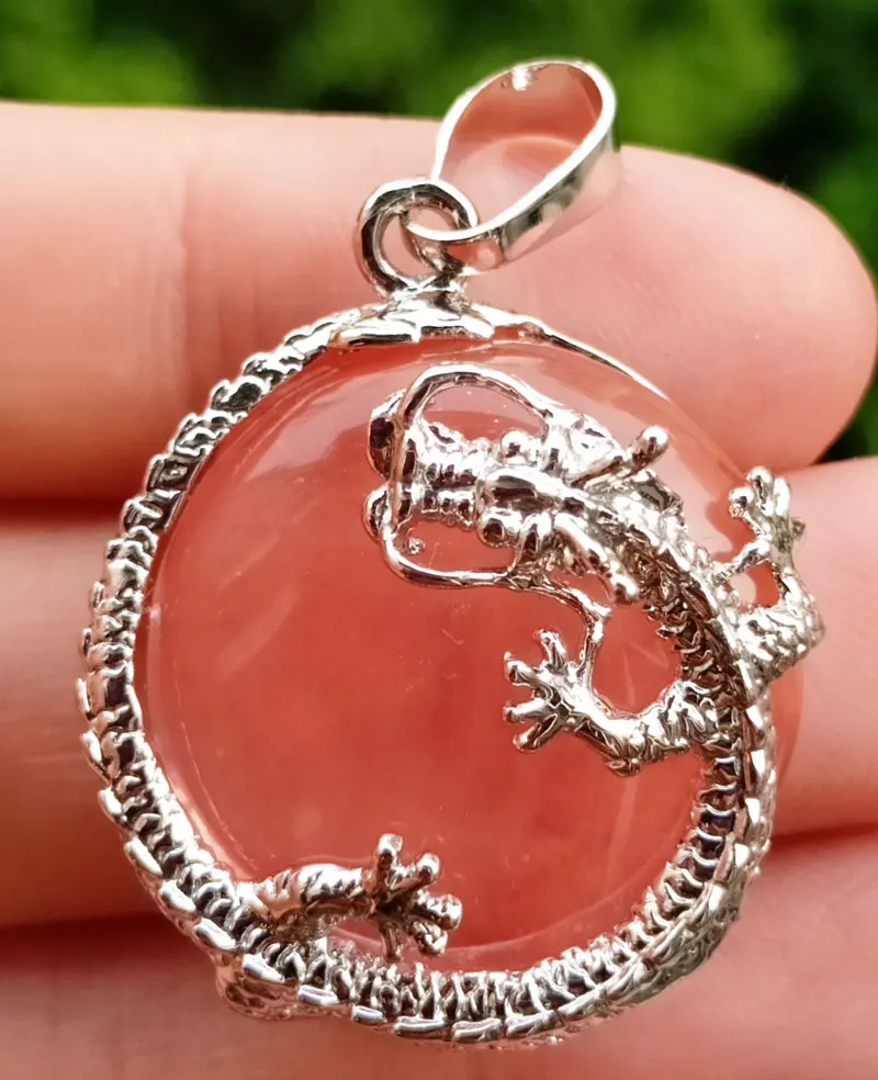 Вишневый кварцевый камень кулон с драконом драгоценные Камни бусы из