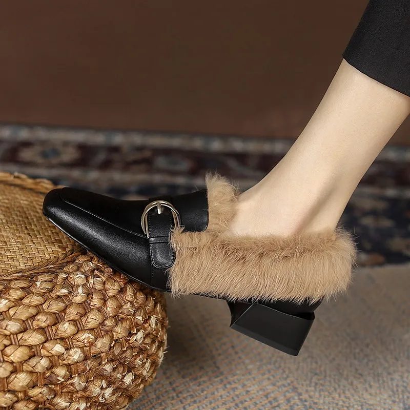 

Leisure 2021 New Autumn Winter Women Mid Heels Shoes Cow Leather Square Toe Rabbit Fur Decoration Buckle Fasteners Loafers Lady