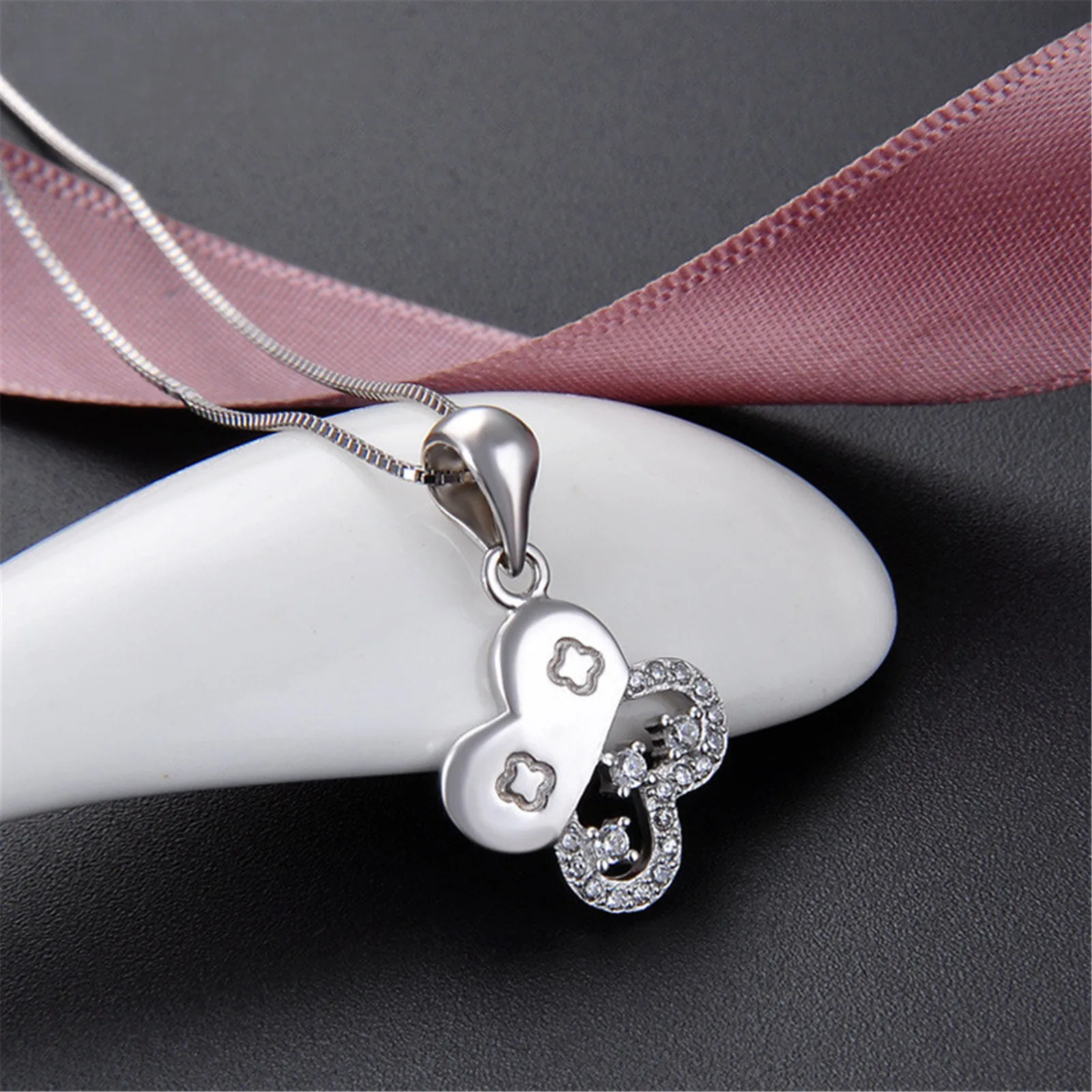 

925 Silver Graceful Elegant Clover Necklace Zircon 12.8mm Four Leaf for Women and Teens Lucky