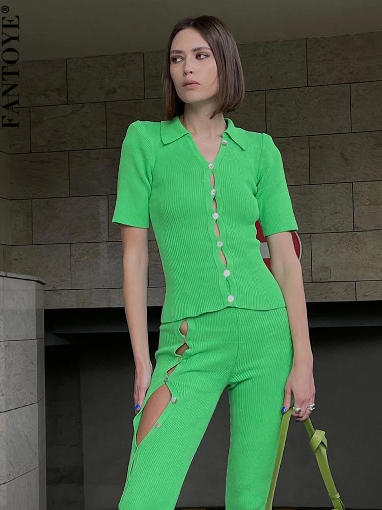 

Fantoye Shoulder Pad Turn-down Collar Button Women Sweater Sets Green Short Sleeve Top High Split Pant Women Winter Casual Sets