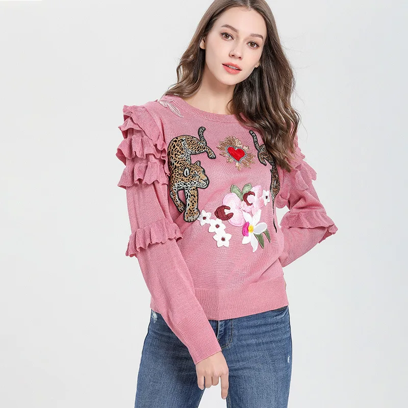 

Spring new heavy industry flowers love two leopard embroidered patch fungus thin section hedging bottoming sweater women