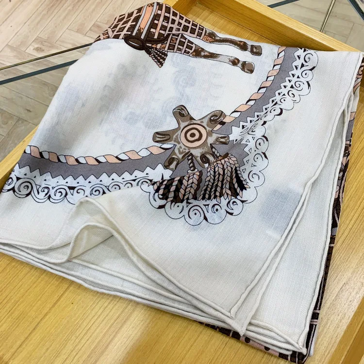 

Carriage Scarf Women Black 30% Silk 70% Cashmere Blended Hand Rolled Edges Shawl Pashmina Wrap 140*140cm
