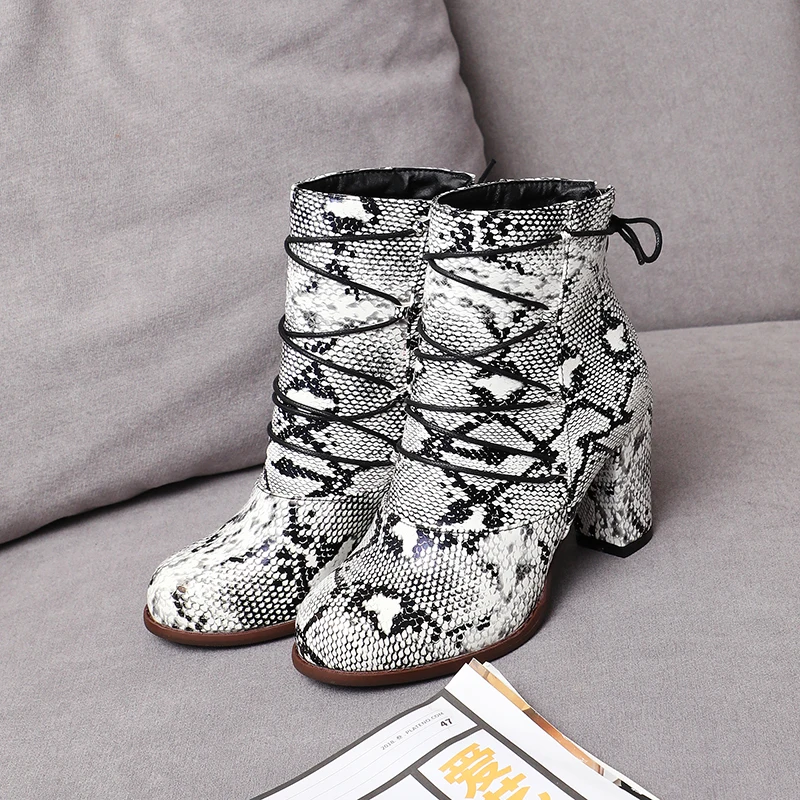 Женские ботильоны со змеиным принтом sgesвье новые сексуальные ботинки на высоком