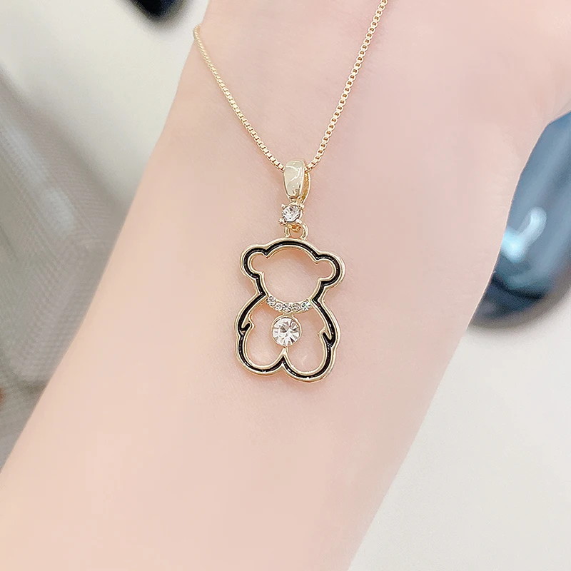 

Fashion Charm Cute Hollow Bear Necklace for Women AAA Cubic Zirconia Temperament Clavicle Thin Chain Jewelry Accessories Gift