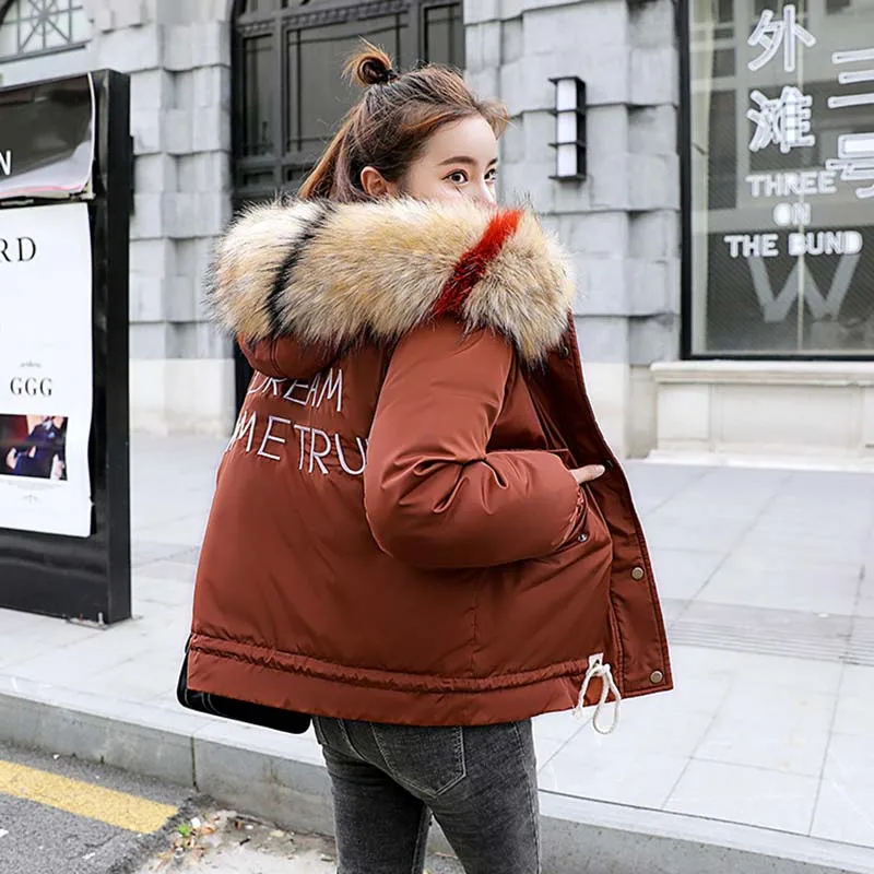 Женская куртка 2020 зимняя новая Хлопковая женская короткая теплая приталенная с
