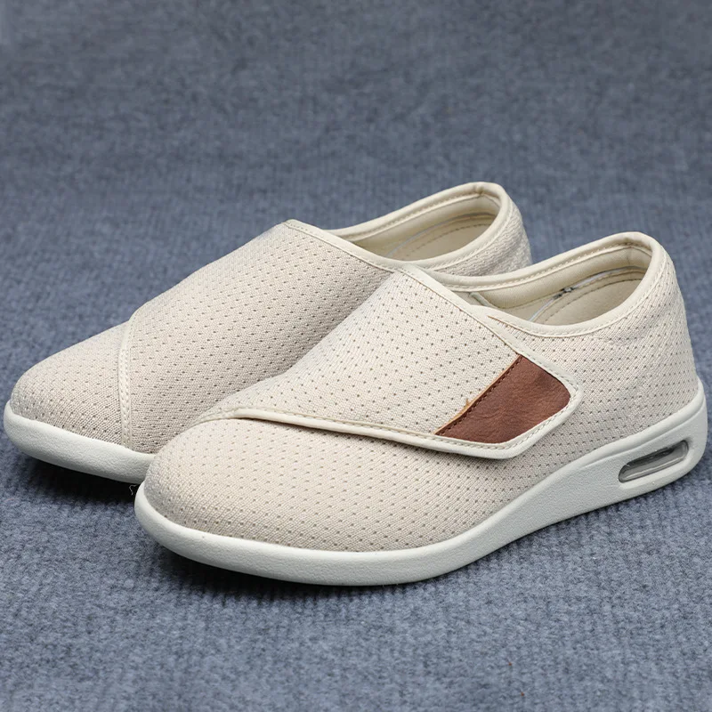 

summer models plus fertilizer and widening walking casual shoes elderly swollen feet shoes mother shoes Velcro mother shoes