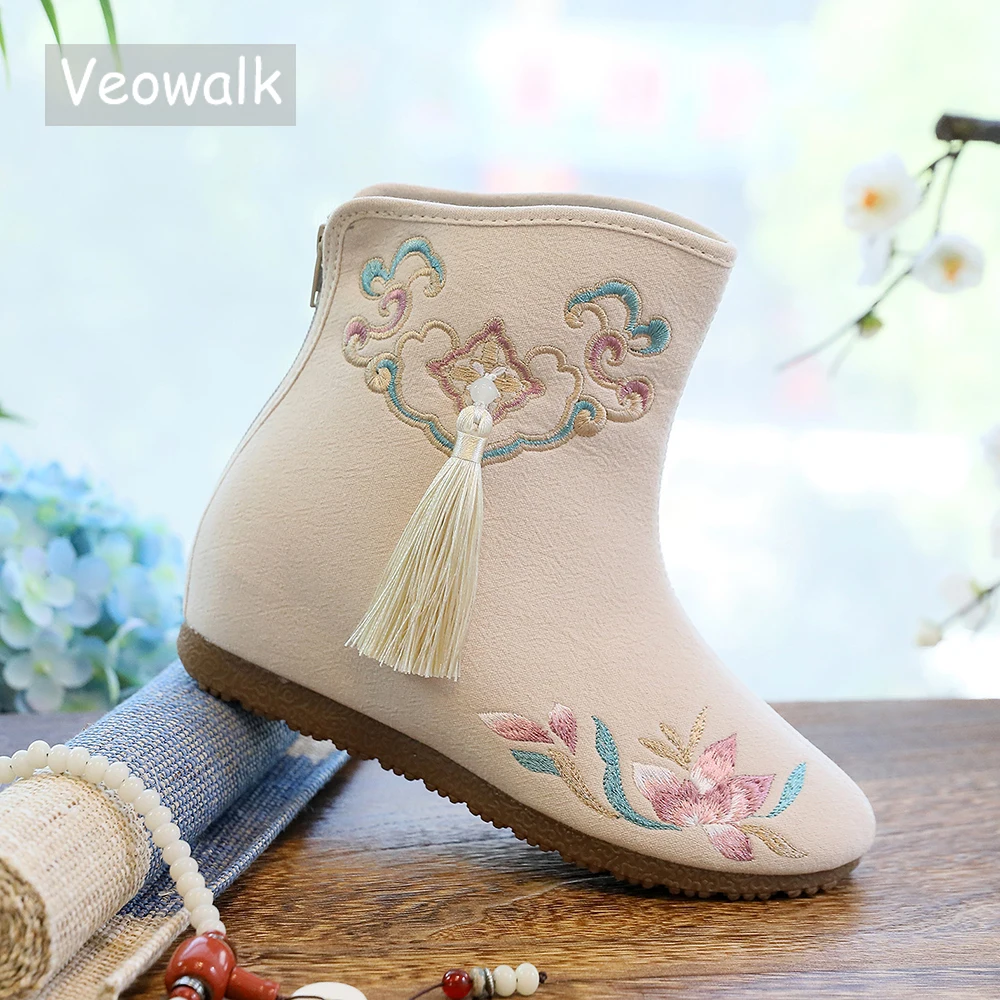 

Veowalk Autumn Winter Women Cotton Fabric Embroidered Tassel Flat Short Ankle Boots Comfortable Booties Chinese Style Shoes