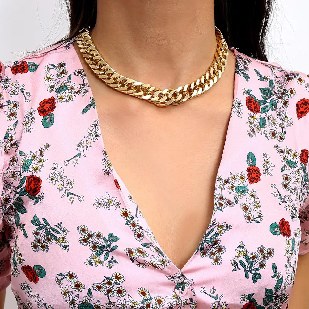 

Retro Portrait of Exaggerated Thick Chain Necklace Double Personality Chain Hip-hop Neck Chain Short Colla