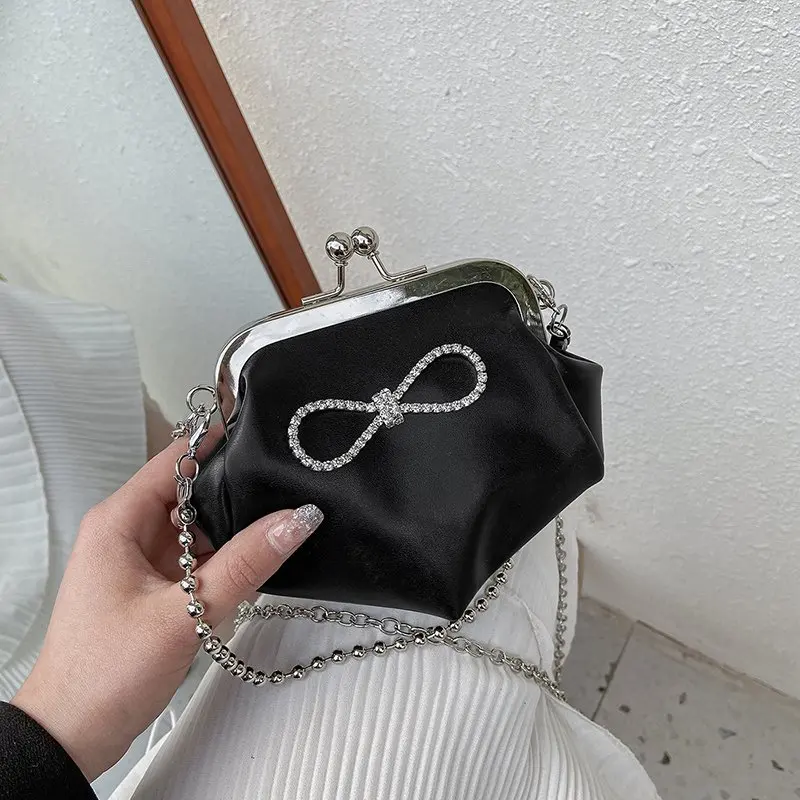 

Bag Ladies bag new 2021 Korean edition Fashion Design Rhinestone Butterfly Knot fresh maiden 100-piece chain messenger bag