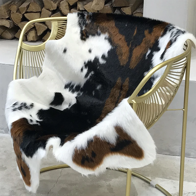 Pаспродажа Искусственный ковер LOYAlgogo в форме коровы для спальни, ковер из овечьей кожи, домашний декор для гостиной, кофейный столик, ковер