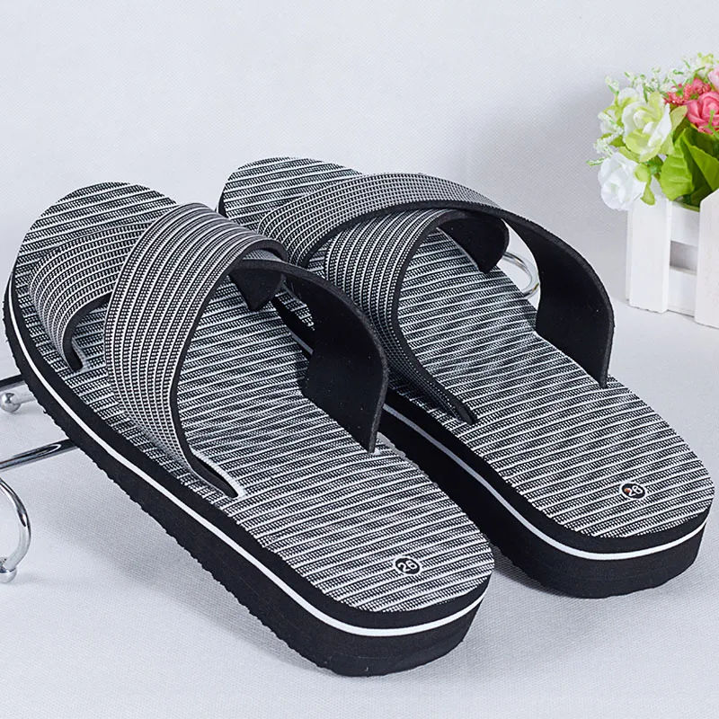 

2021 Summer New Chic All-match Non-slip Men's Slippers Outdoor Sandy Beach Slippers for Male Thick Bottom Fashion Flip Flops Men