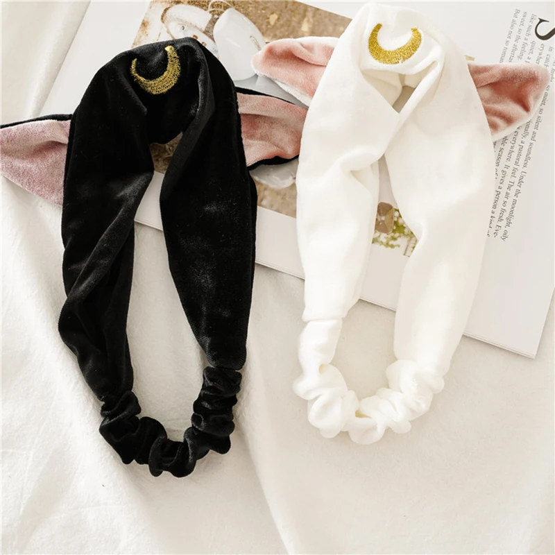 Повязка на голову женская с кошачьими ушками из кораллового флиса мягкая