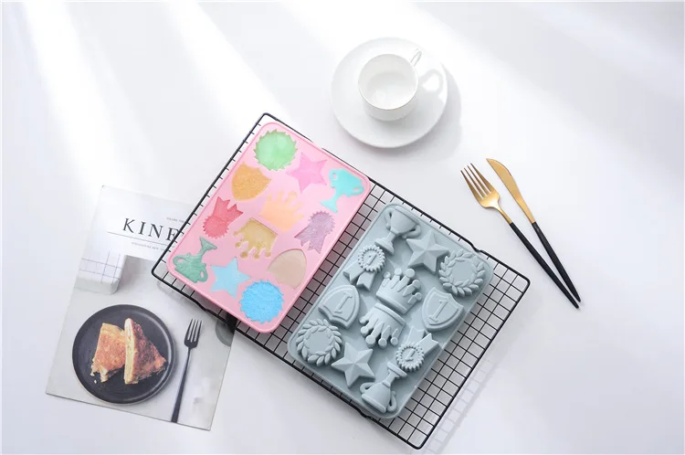 12 Holes Crown DIY Baking Mold Handmade nonstick Silicone Cake Chocolate Cookies