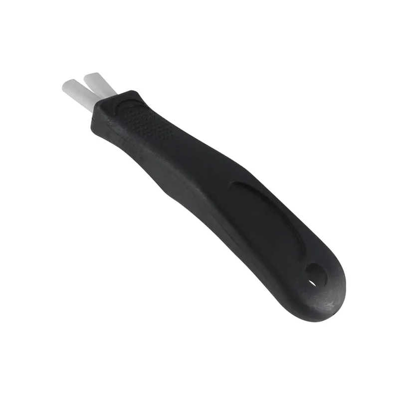 Зимние инструмент для заточки коньков хоккеист на коньках работает коньки