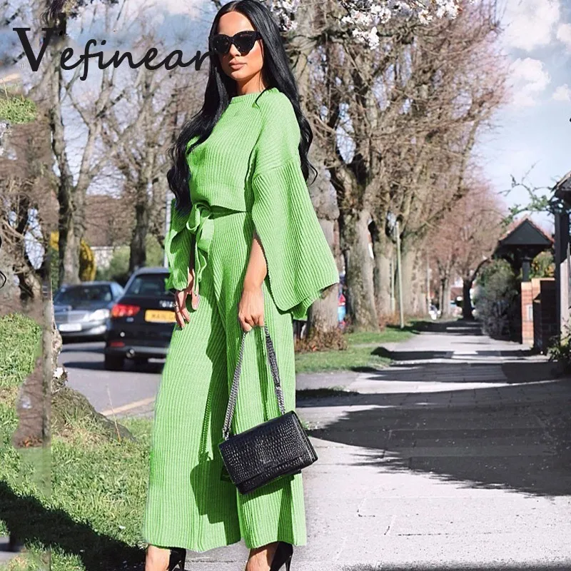 Женский трикотажный комбинезон из двух предметов однотонный теплый с разрезом