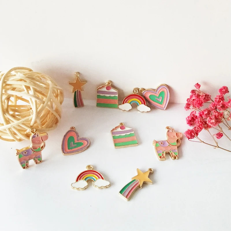 10 штук/упаковка Альпака цвета радуги и вырезом в форме сердца эмаль талисманы