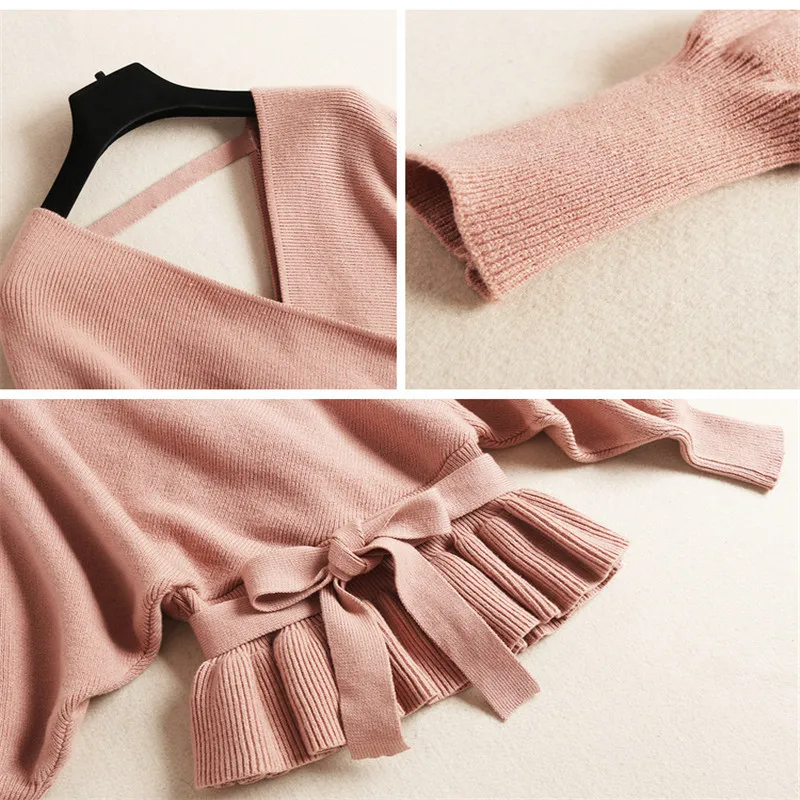 

High-end fashion boutique pure color knit sweater women autumn 2020 bat sleeve stitching lotus leaf swing lace sweater