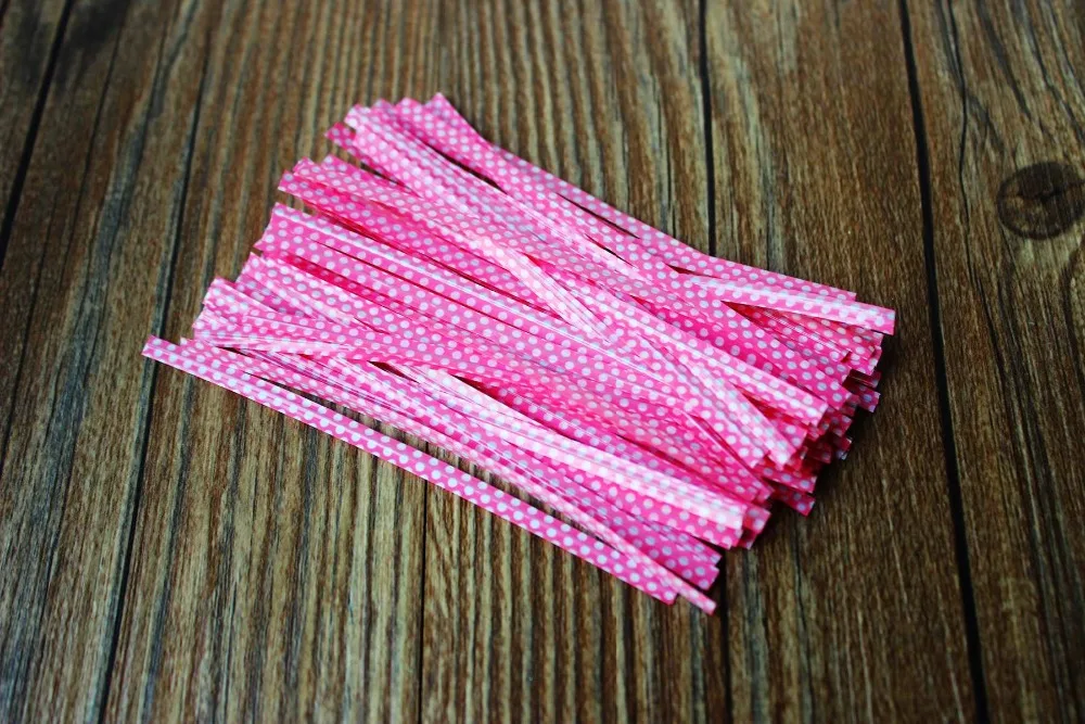 Розовый узор в горошек подарочная упаковка | Дом и сад