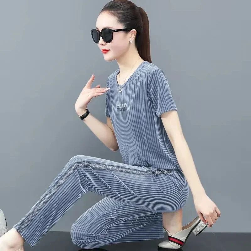 Женский золотистый бархатный костюм Новинка лета 2021 стильная модная спортивная