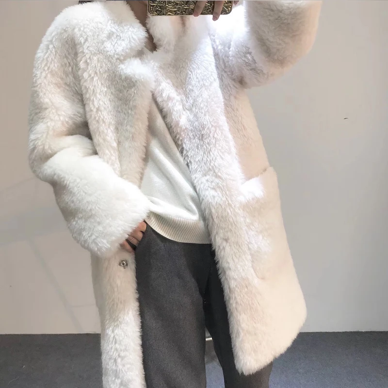 

Women 2020 Winter New Fashion Real Wool Fur Coats Female Solid Color Mid-long Outwears Ladies Sheep Shearing Casual Jackets D222