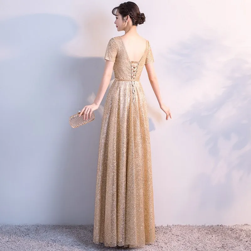 Вечернее платье с блестками круглым вырезом и коротким рукавом | Свадьбы